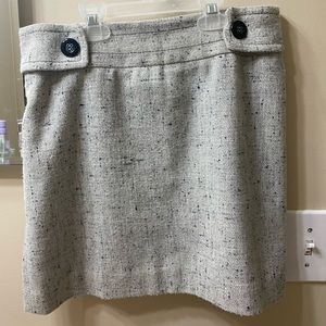 Outback Red Women's Speckled Gray Wool Skirt with Buttons- Size 2 NWOT